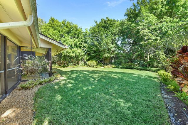 6111 SE Winged Foot Drive, Stuart, FL 34997