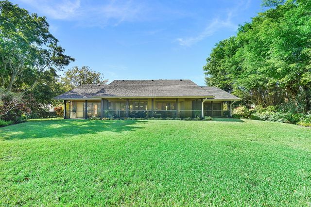 6111 SE Winged Foot Drive, Stuart, FL 34997