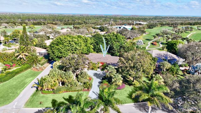 6111 SE Winged Foot Drive, Stuart, FL 34997