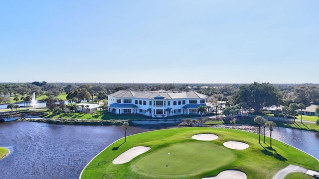 6111 SE Winged Foot Drive, Stuart, FL 34997