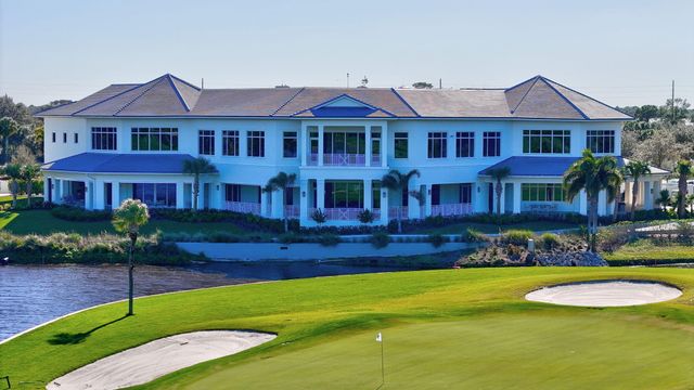 6111 SE Winged Foot Drive, Stuart, FL 34997