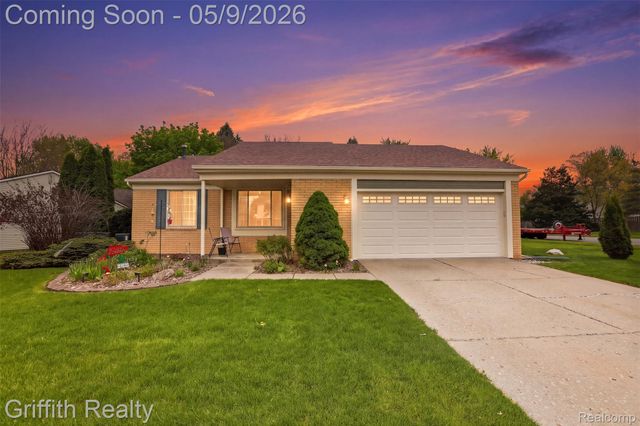 779 Oak Ridge Drive, Brighton, MI 48116