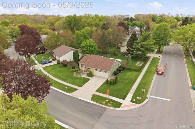 779 Oak Ridge Drive, Brighton, MI 48116
