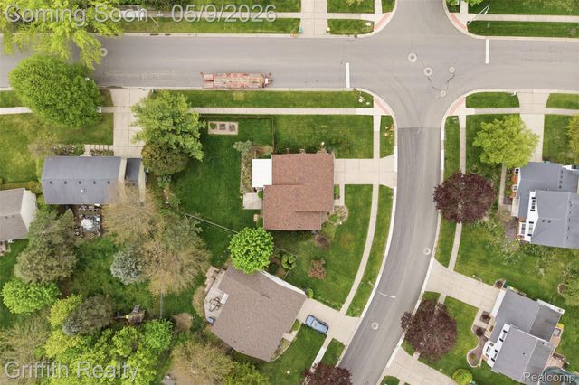 779 Oak Ridge Drive, Brighton, MI 48116