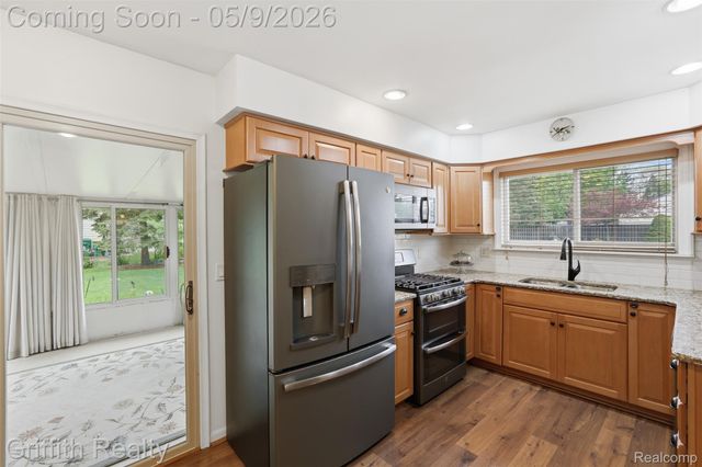 779 Oak Ridge Drive, Brighton, MI 48116