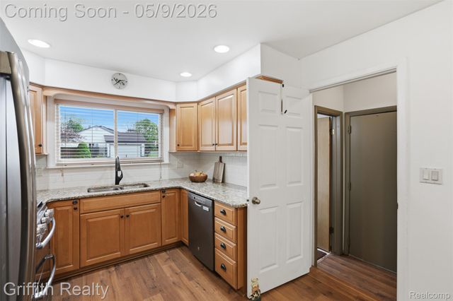 779 Oak Ridge Drive, Brighton, MI 48116
