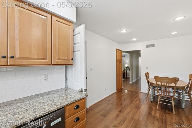 779 Oak Ridge Drive, Brighton, MI 48116