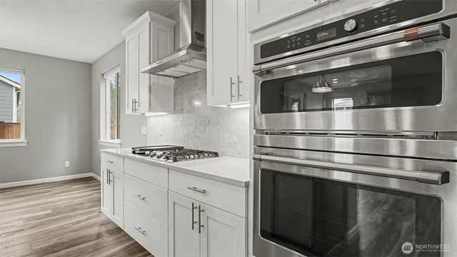 18847 SE 123rd Place, Renton, WA 98058