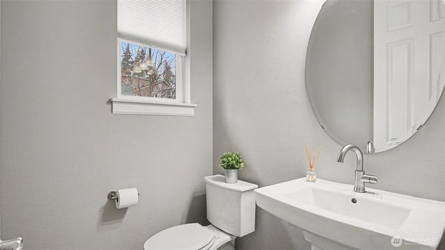 18847 SE 123rd Place, Renton, WA 98058