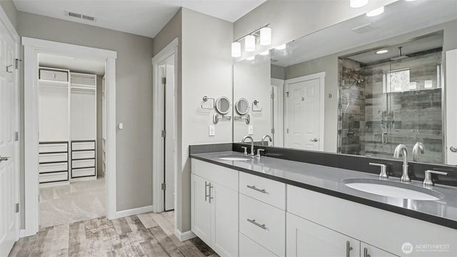 18847 SE 123rd Place, Renton, WA 98058