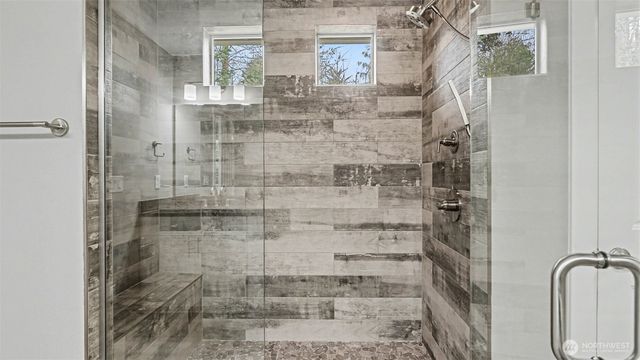 18847 SE 123rd Place, Renton, WA 98058