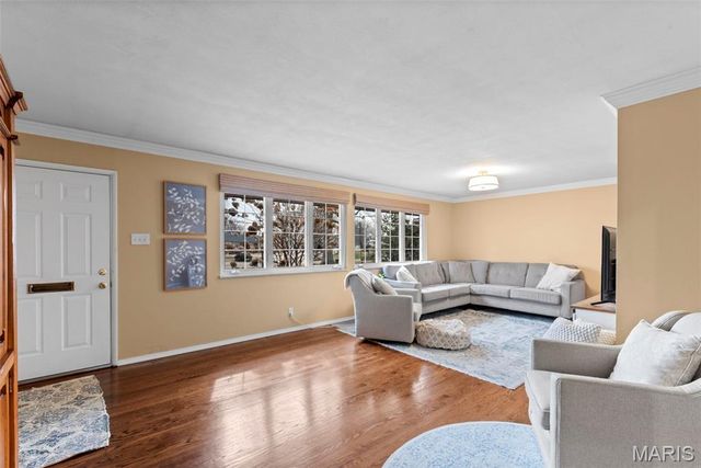 6121 Savio Drive, Affton, MO 63123