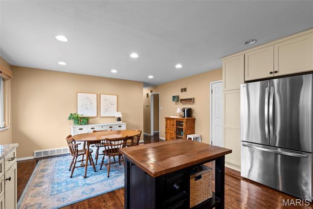 6121 Savio Drive, Affton, MO 63123