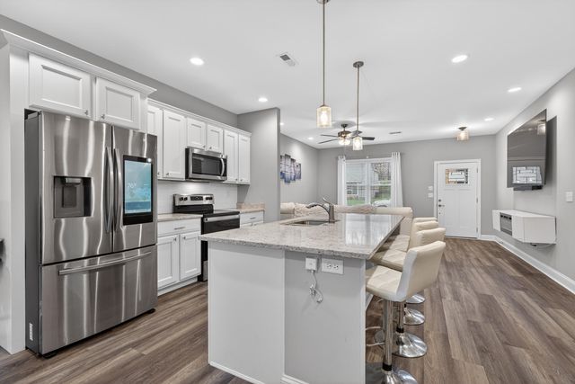 172 Cross Park Drive, Georgetown, KY 40324