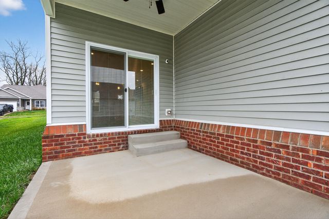 172 Cross Park Drive, Georgetown, KY 40324