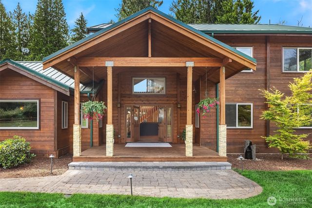 7717 252nd Avenue NE, Redmond, WA 98053