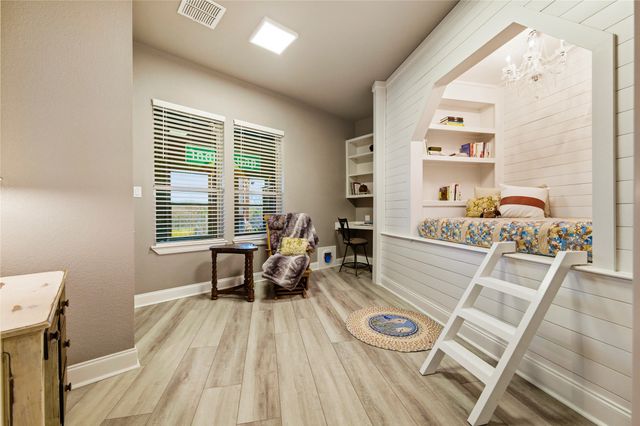 110 Live Oak Court, Willow Park, TX 76087