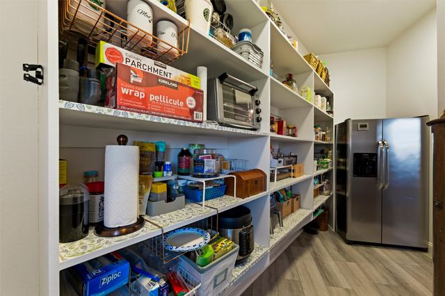 110 Live Oak Court, Willow Park, TX 76087