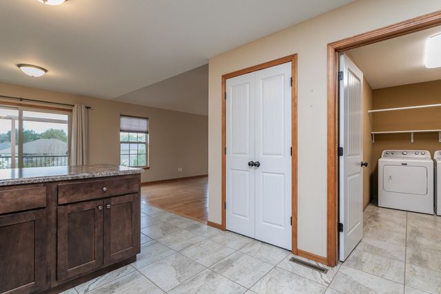 3703 CLYDESDALE DR, Columbia, MO 65202