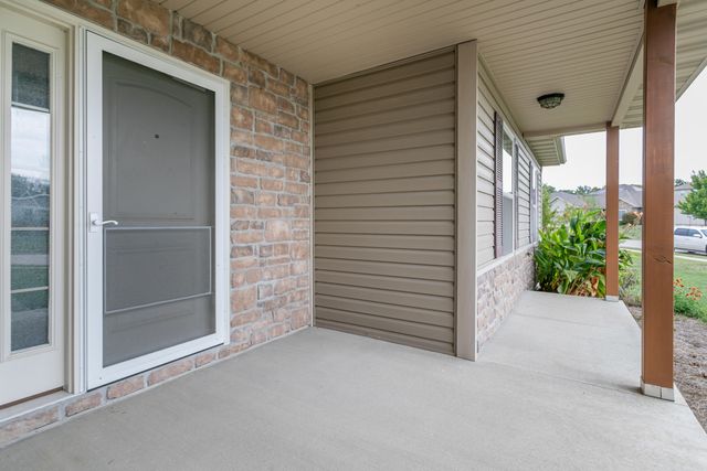 3703 CLYDESDALE DR, Columbia, MO 65202