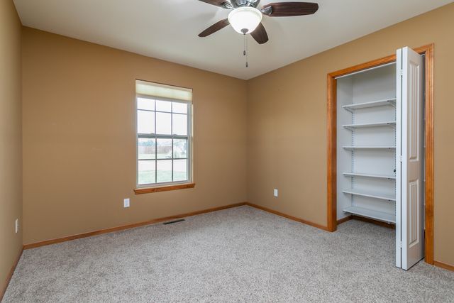 3703 CLYDESDALE DR, Columbia, MO 65202