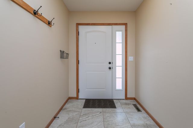 3703 CLYDESDALE DR, Columbia, MO 65202