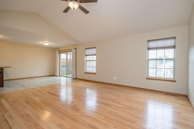 3703 CLYDESDALE DR, Columbia, MO 65202