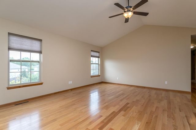3703 CLYDESDALE DR, Columbia, MO 65202