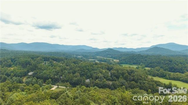 19 Laurel Loop Road, Fairview, NC 28730