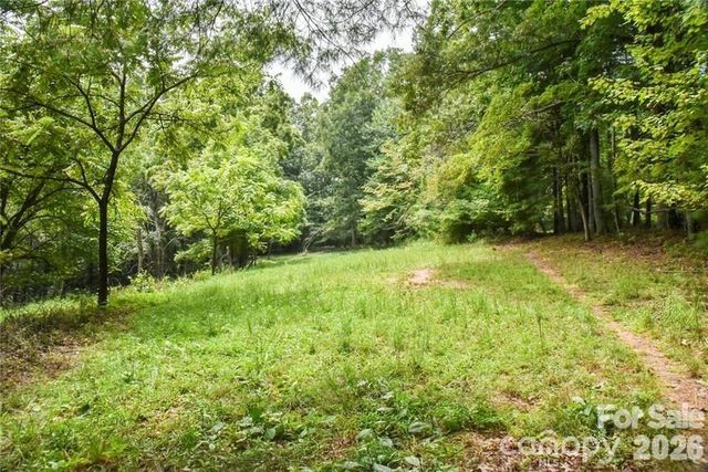 19 Laurel Loop Road, Fairview, NC 28730