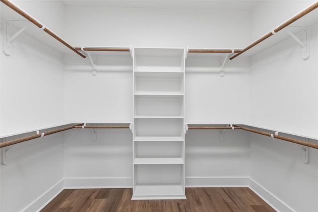 732 Azalea St, Prairie View, TX 77484