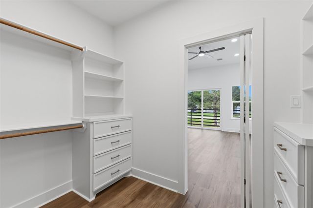 732 Azalea St, Prairie View, TX 77484