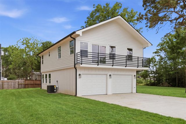 732 Azalea St, Prairie View, TX 77484