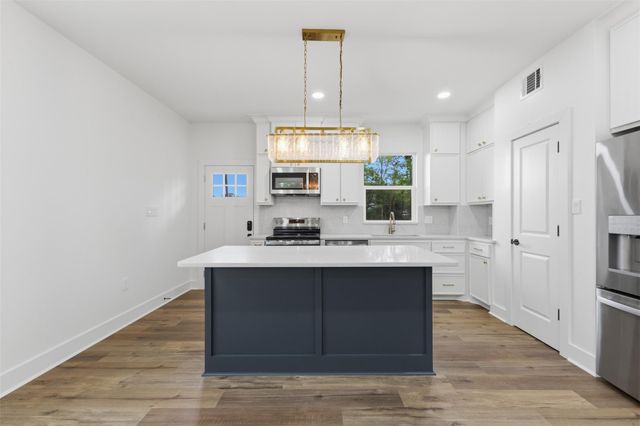 732 Azalea St, Prairie View, TX 77484