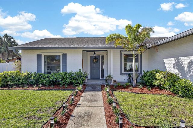 6704 ROSEMARY DRIVE, Tampa, FL 33625