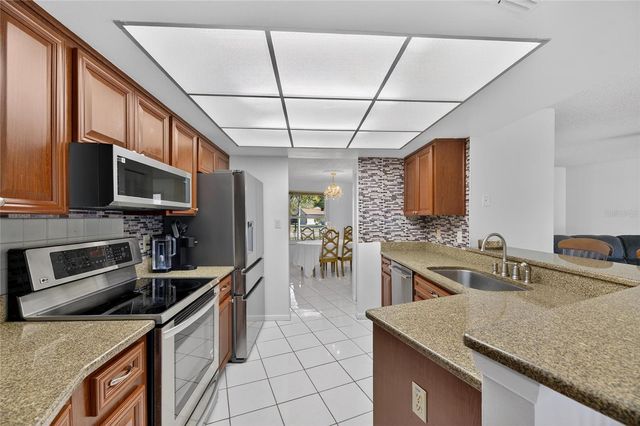 6704 ROSEMARY DRIVE, Tampa, FL 33625