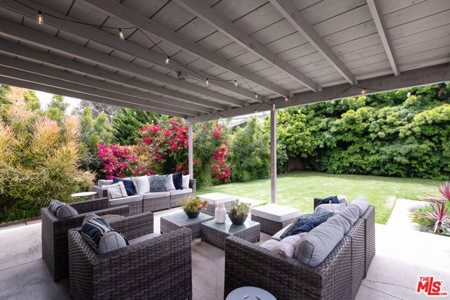 4240 E 6th Street, Long Beach, CA 90814