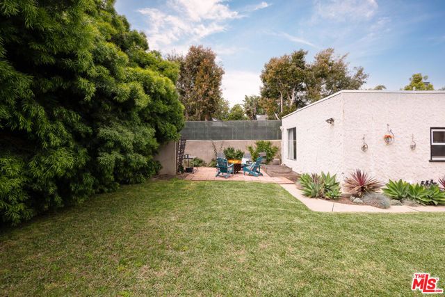 4240 E 6th Street, Long Beach, CA 90814