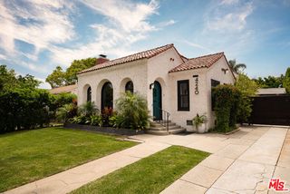 4240 E 6th Street, Long Beach, CA 90814