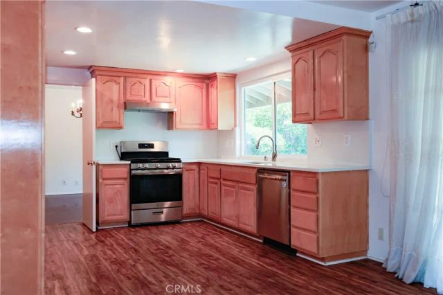 1420 Kensington Drive, Fullerton, CA 92831