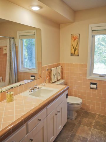 5181 Abercrombie Drive, Edina, MN 55439