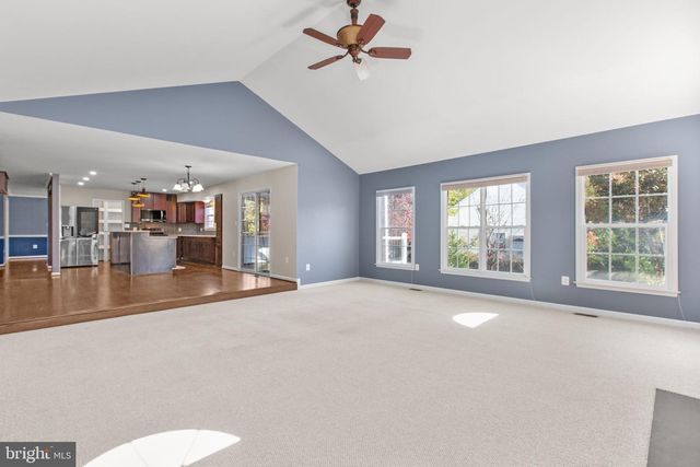 36 MORNINGMIST DR, Fredericksburg, VA 22406