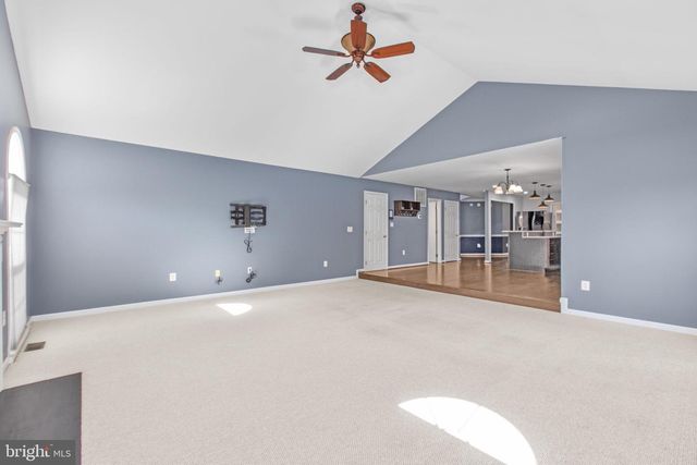 36 MORNINGMIST DR, Fredericksburg, VA 22406