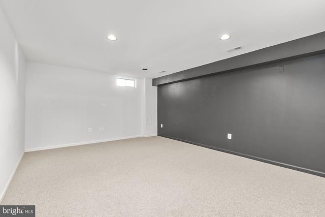 36 MORNINGMIST DR, Fredericksburg, VA 22406