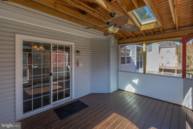 36 MORNINGMIST DR, Fredericksburg, VA 22406