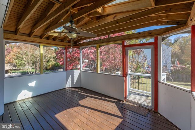 36 MORNINGMIST DR, Fredericksburg, VA 22406