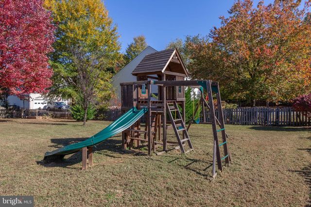 36 MORNINGMIST DR, Fredericksburg, VA 22406