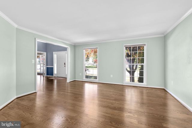 36 MORNINGMIST DR, Fredericksburg, VA 22406