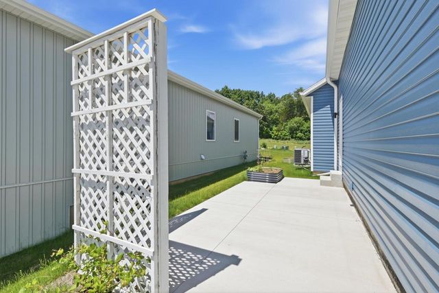 106 Lupine Avenue, Poynette, WI 53955