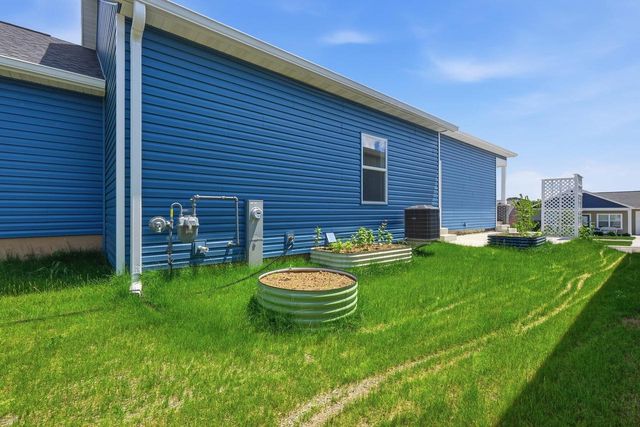 106 Lupine Avenue, Poynette, WI 53955
